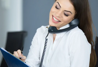 segretaria del call center electrolux zona cimiano di milano